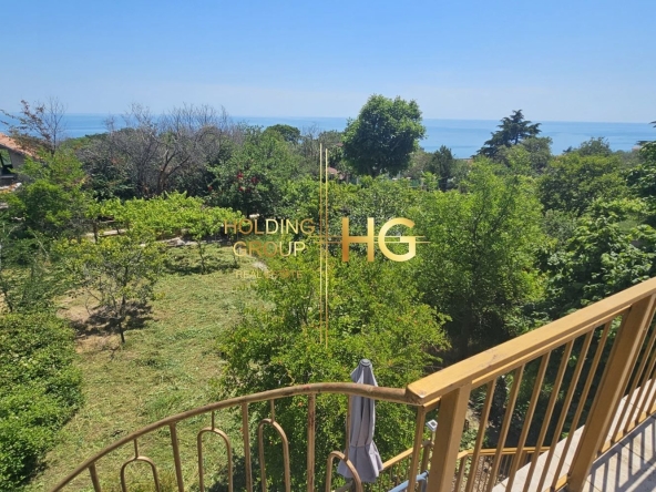 Къща в к.к. Златни пясъци - 75 кв.м за 1900 €/кв.м - Снимка #1