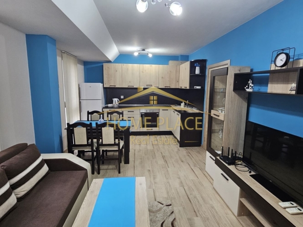 Дава се под наем Двустаен апартамент в Варна, Център - 62 кв.м за 698.19 € - Снимка #1