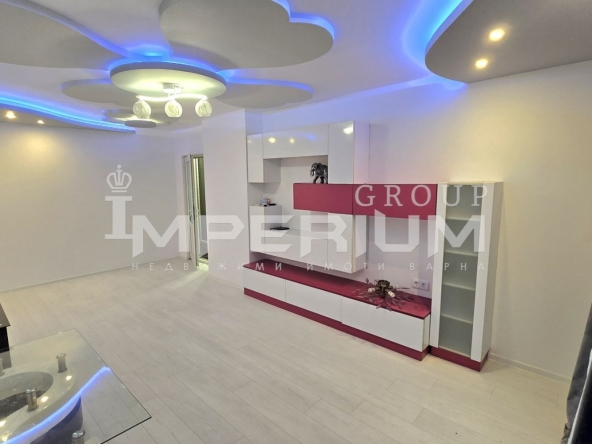 Тристаен апартамент в Варна, Цветен квартал - 64 кв.м за 1156 €/кв.м - Снимка #1