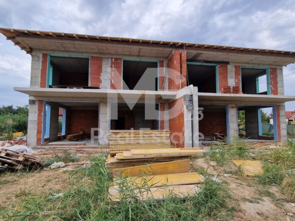 Къща в Пловдив, Беломорски - 248 кв.м за 720 €/кв.м - Снимка #1