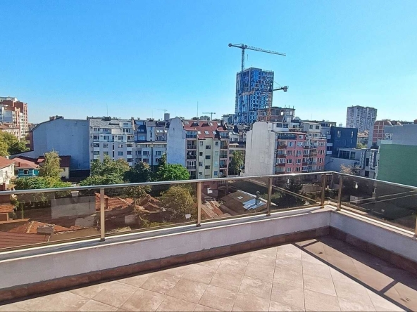 Тристаен апартамент в София, Зона Б-18 - 101 кв.м за 2179 €/кв.м - Снимка #1