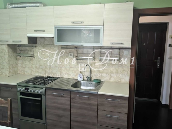 Дава се под наем Двустаен апартамент в Варна, Колхозен пазар - 45 кв.м за 306 € - Снимка #1