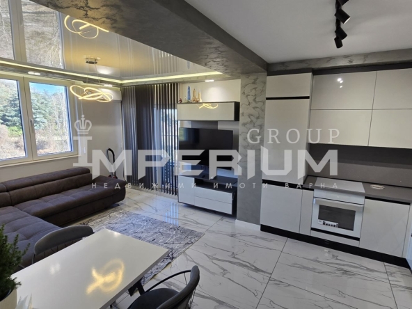 Дава се под наем Тристаен апартамент в Варна, Бриз - 92 кв.м за 1275 € - Снимка #1