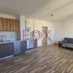 Дава се под наем Тристаен апартамент в Варна, Възраждане 2 - 100 кв.м за 561 € - Снимка #1