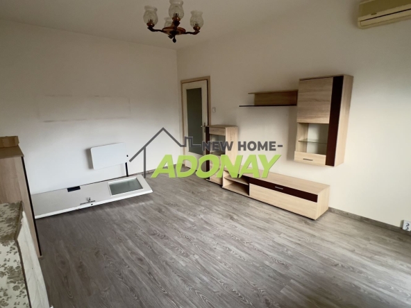 Двустаен апартамент в Пловдив, Изгрев - 64 кв.м за 1063 €/кв.м - Снимка #1