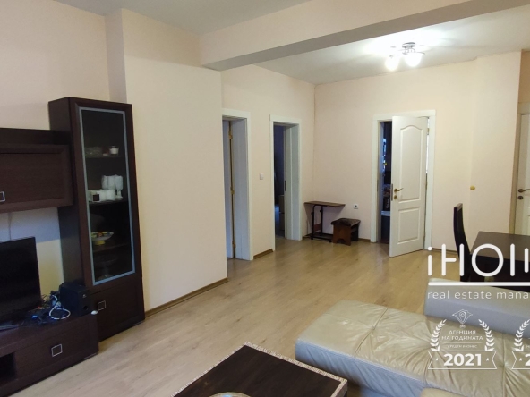 Дава се под наем Тристаен апартамент в София, Оборище - 97 кв.м за 800 € - Снимка #1