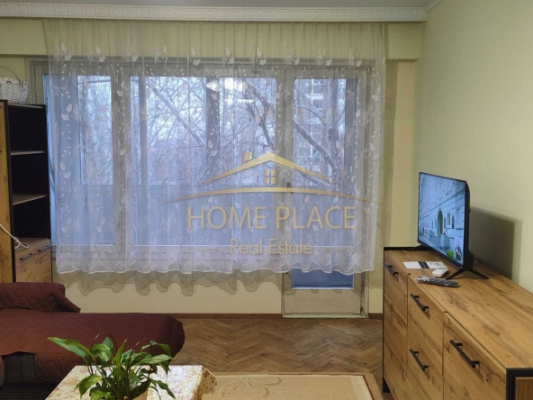 Дава се под наем Тристаен апартамент в Варна, Цветен квартал - 70 кв.м за 459 € - Снимка #1