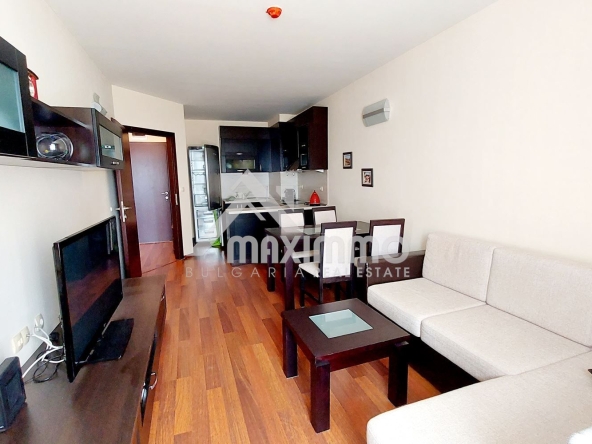 Двустаен апартамент в к.к. Златни пясъци - 69 кв.м за 1666 €/кв.м - Снимка #1