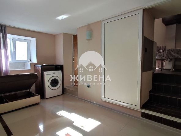 Дава се под наем Едностаен апартамент в Варна, Зимно кино Тракия - 30 кв.м за 230 € - Снимка #1