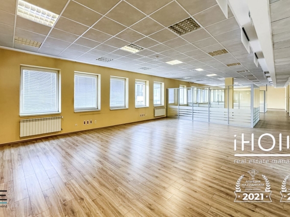 Дава се под наем Офис в София, Център - 714 кв.м за 12500 € - Снимка #1