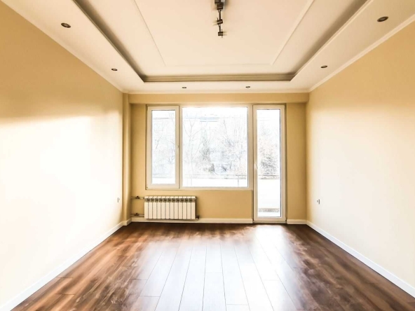 Тристаен апартамент в София, Витоша - 105 кв.м за 1572 €/кв.м - Снимка #1