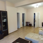 Дава се под наем Тристаен апартамент в София, Оборище - 97 кв.м за 720 € - Снимка #1