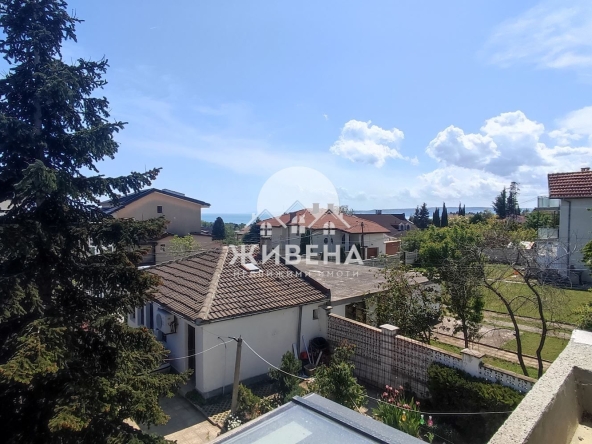 Дава се под наем Тристаен апартамент в Варна, м-т Евксиноград - 70 кв.м за 511 € - Снимка #1