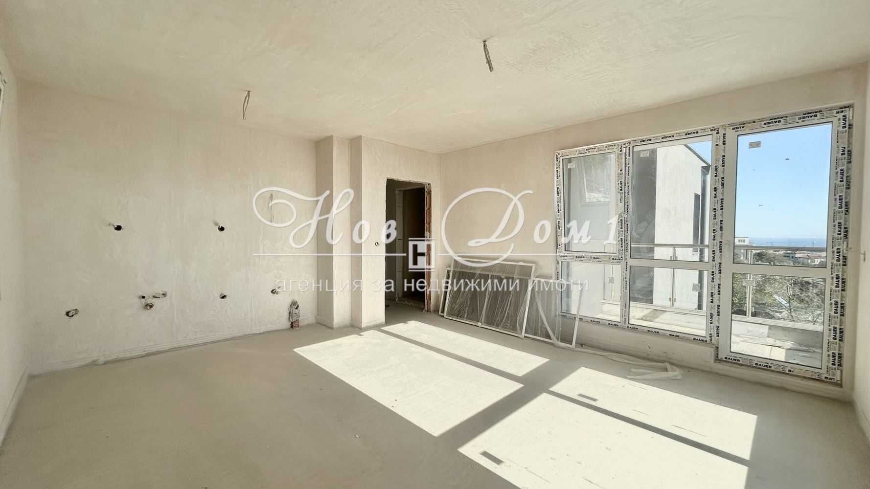 Дава се под наем Едностаен апартамент в Пловдив, Остромила - 52 кв.м за 48171 € - Снимка #1