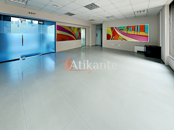 Дава се под наем Офис в София, Лозенец - 275 кв.м за 2750 € - Снимка #1