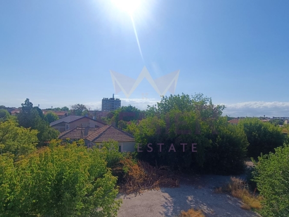 Тристаен апартамент в Каварна - 73 кв.м за 1576 €/кв.м - Снимка #1