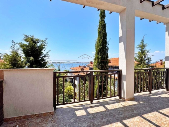 Едностаен апартамент в Созопол - 59 кв.м за 1577 €/кв.м - Снимка #1