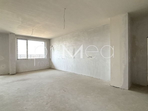 Многостаен апартамент в Бургас, Славейков - 260 кв.м за 1704 €/кв.м - Снимка #1