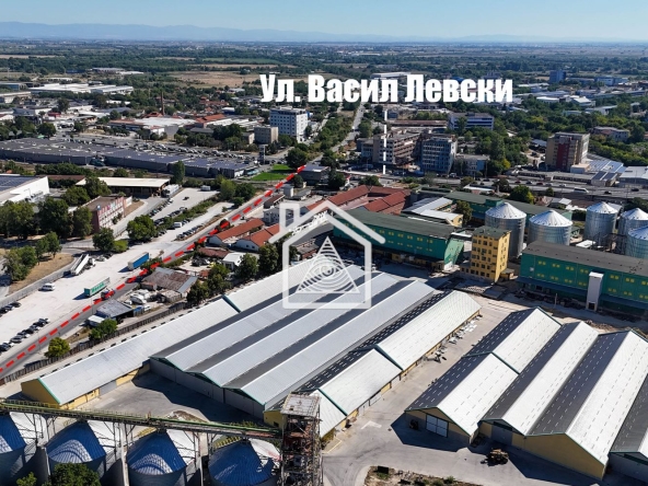 Парцел в Пловдив, Индустриална зона - Север - 11300 кв.м за 50 €/кв.м - Снимка #1