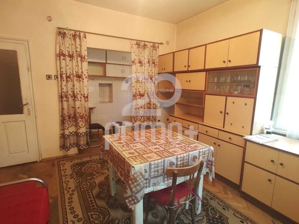 Етаж от къща в Велико Търново, Център - 103 кв.м за 1263 €/кв.м - Снимка #1