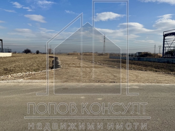 Парцел в Пловдив, Индустриална зона - Юг - 4680 кв.м за 54 €/кв.м - Снимка #1