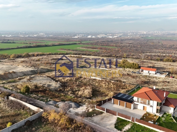 Парцел в с. Белащица, Област Пловдив - 1130 кв.м за 74 €/кв.м - Снимка #1