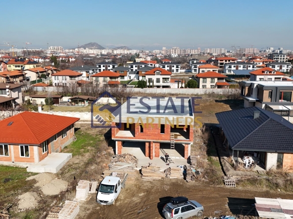 Къща в Пловдив, Беломорски - 215 кв.м за 712 €/кв.м - Снимка #1