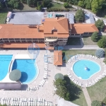 Хотел в Лясковец - 2441 кв.м за 374 €/кв.м - Снимка #1