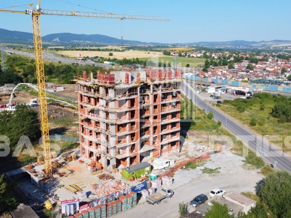 Тристаен апартамент в София, Люлин 5 - 77 кв.м за 1290 €/кв.м - Снимка #1