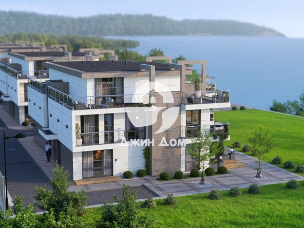 Тристаен апартамент в Поморие - 93 кв.м за 1099 €/кв.м - Снимка #1