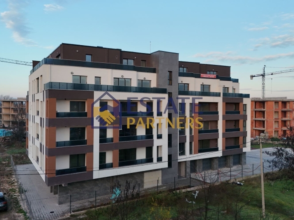 Тристаен апартамент в Пловдив, Марица Север - 131 кв.м за 765 €/кв.м - Снимка #1