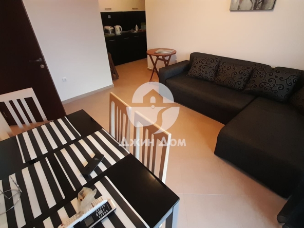 Тристаен апартамент в к.к. Слънчев бряг - 69 кв.м за 968 €/кв.м - Снимка #1