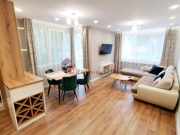 Дава се под наем Тристаен апартамент в Варна, Окръжна болница - 90 кв.м за 750 € - Снимка #1