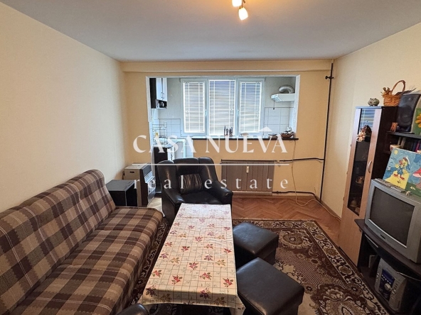 Тристаен апартамент в Перник, Изток - 67 кв.м за 1195 €/кв.м - Снимка #1