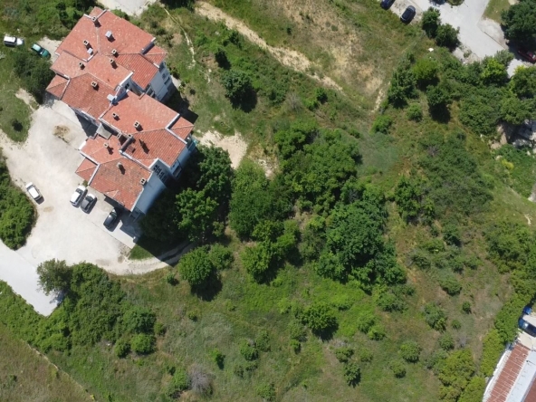 Парцел в Плевен, Дружба 2 - 5481 кв.м за 151 €/кв.м - Снимка #1