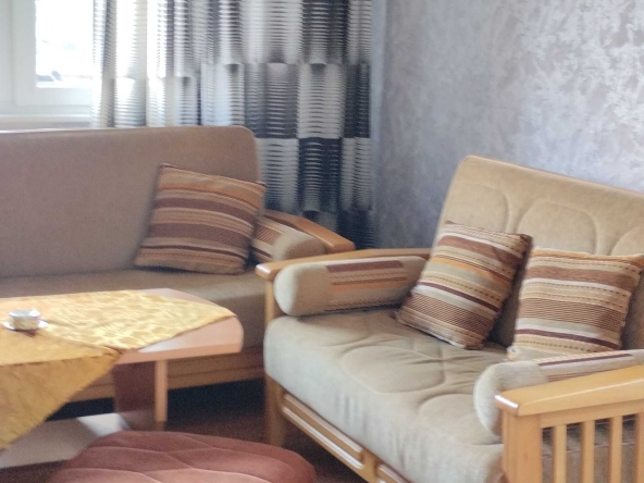 Дава се под наем Двустаен апартамент в Хасково, Училищни - 60 кв.м за 248.88 € - Снимка #1