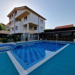 Хотел в Асеновград - 750 кв.м за 1020 €/кв.м - Снимка #1