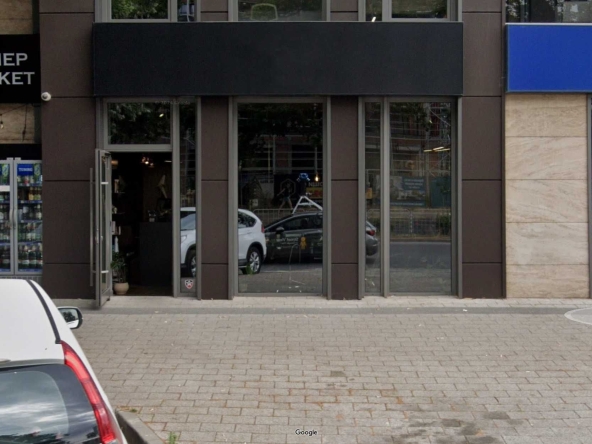 Дава се под наем Офис в Пловдив, Център - 90 кв.м за 841.5 € - Снимка #1