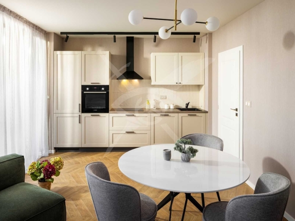 Двустаен апартамент в Пловдив, Кършияка - 81 кв.м за 2985 €/кв.м - Снимка #1