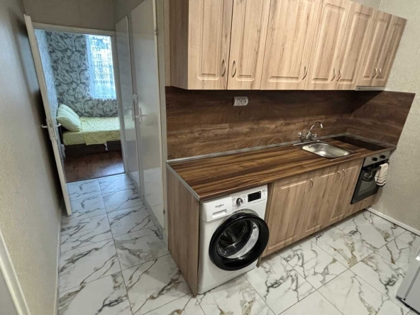 Дава се под наем Едностаен апартамент в София, 7-ми 11-ти километър - 48 кв.м за 448.8 € - Снимка #1