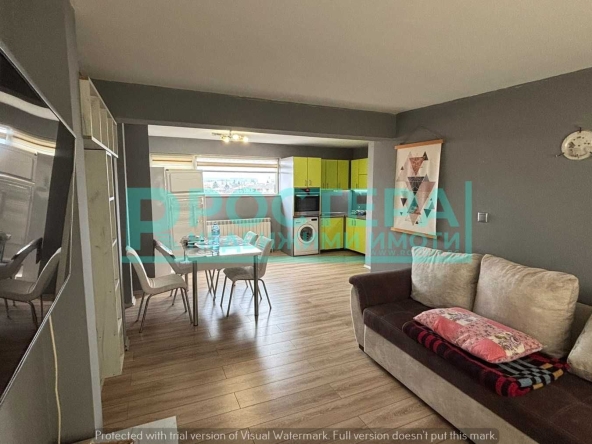 Дава се под наем Двустаен апартамент в Търговище, Център - 95 кв.м за 104734.62 € - Снимка #1