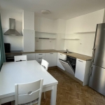 Дава се под наем Четиристаен апартамент в Варна, Левски - 90 кв.м за 650 € - Снимка #1