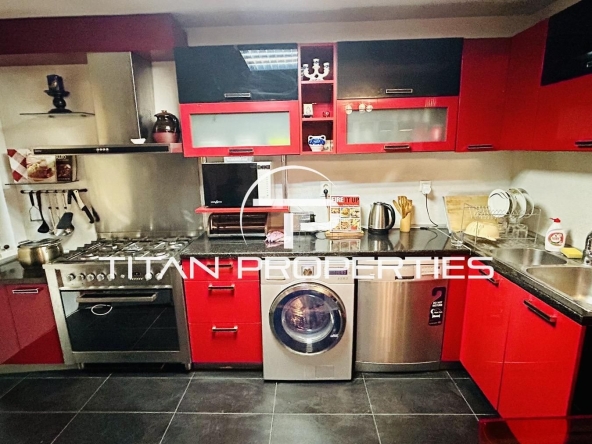 Дава се под наем Тристаен апартамент в Бургас, Възраждане - 84 кв.м за 663 € - Снимка #1