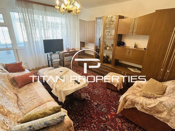 Дава се под наем Двустаен апартамент в Бургас, Възраждане - 70 кв.м за 510 € - Снимка #1