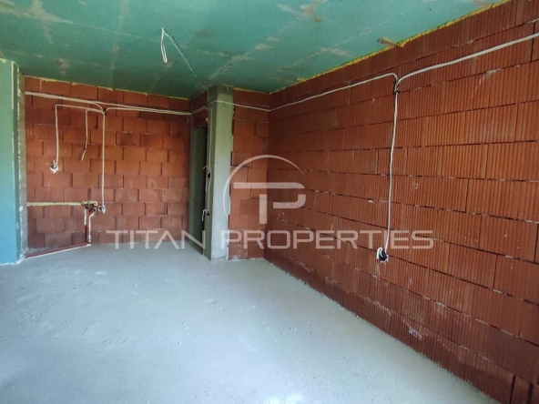 Тристаен апартамент в Пловдив, Кършияка - 81 кв.м за 1908 €/кв.м - Снимка #1