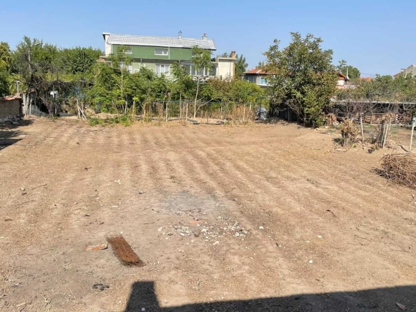 Къща в с. Цалапица, Област Пловдив - 1276 кв.м за 22 €/кв.м - Снимка #1