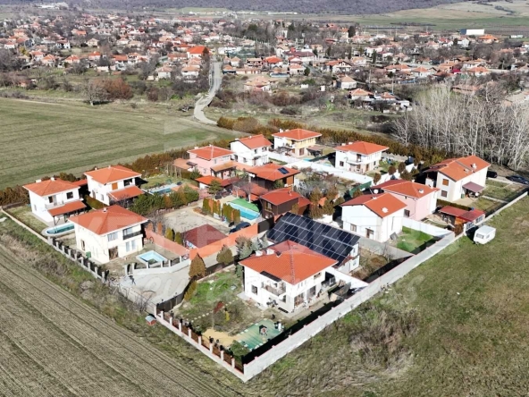 Парцел в с. Гюльовца, Област Бургас - 310 кв.м за 320 €/кв.м - Снимка #1