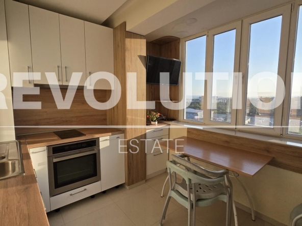 Дава се под наем Тристаен апартамент в Варна, Младост 1 - 60 кв.м за 400 € - Снимка #1