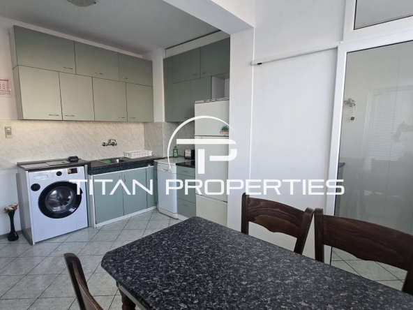 Дава се под наем Тристаен апартамент в Варна, ВИНС - 60 кв.м за 600 € - Снимка #1