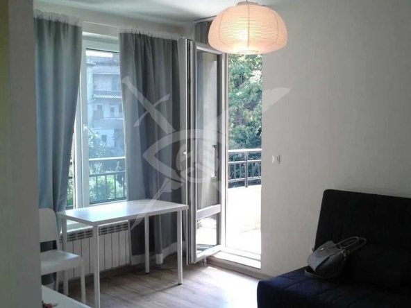 Дава се под наем Едностаен апартамент в София, Център - 40 кв.м за 385 € - Снимка #1